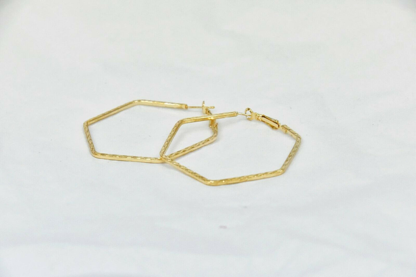 Gold Hoop Earrings Women's Pierced Jewelry in Varied Shapes