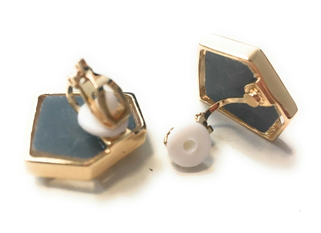 Girls Womans Gold Tone Diamand Shape Superwoman Diamante CLIP ON Earrings Studs