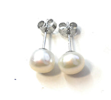 Load image into Gallery viewer, 925 Sterling Silver Genuine Cultured Freshwater Pearl Stud Earrings Studs Gift