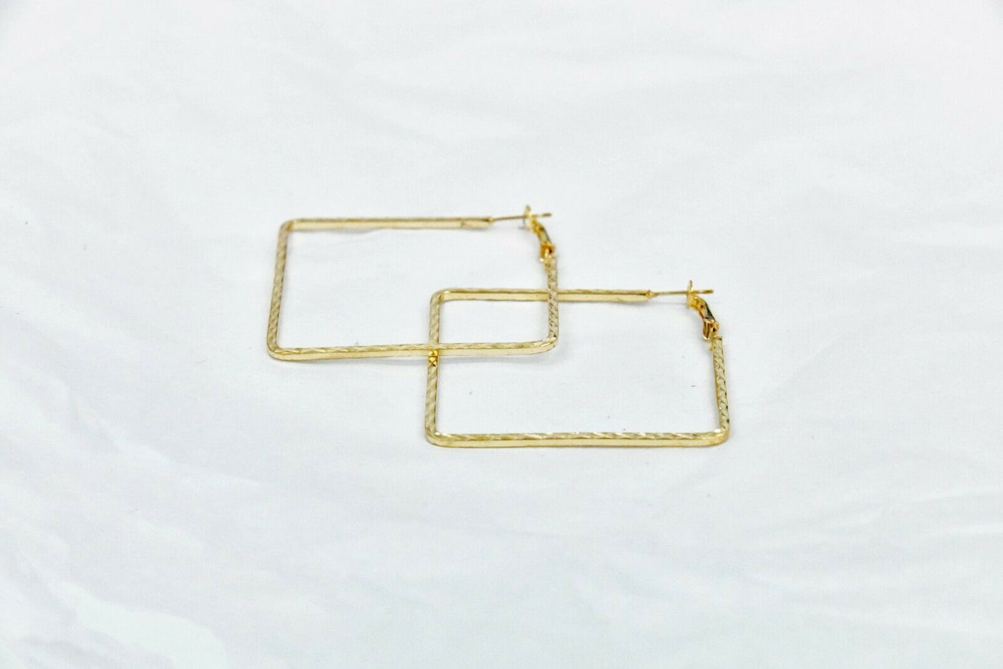 Gold Hoop Earrings Women's Pierced Jewelry in Varied Shapes