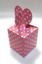 Load image into Gallery viewer, 6 Kids Birthday Party Bag Boxes - Wedding Favour Cake Box / Polka Dot Heart -UK