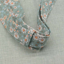 Load image into Gallery viewer, High Quality Luxury 100% Cotton Men's Floral Flowers Party Tie - Summer Blooms