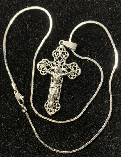 Quality Platinum Silver Plated Jesus on Cross Pendant Necklace Snake Chain Gift